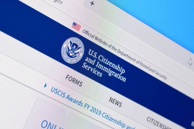 USCIS web sitesinin ana sayfası Pc, URL - uscis.gov.