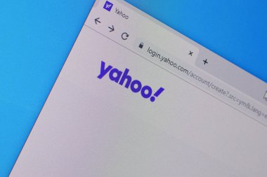 Yahoo web sitesinin ana sayfası Pc, url - yahoo.com.