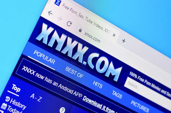 Página web de xnxx en la pantalla de PC, url - xnxx.com . — Foto de Stock