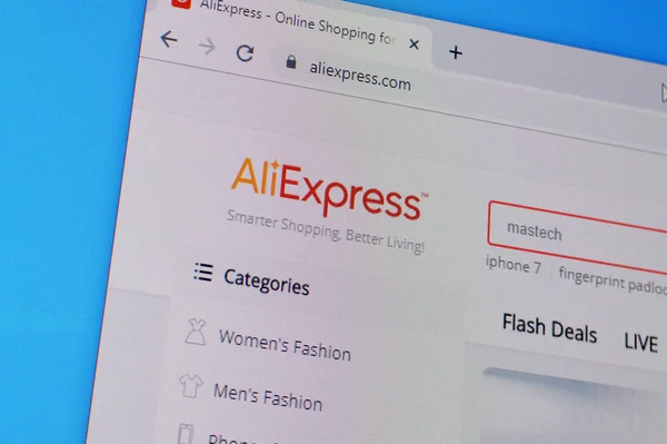 Homepage der aliexpress website auf dem display von pc, url - aliex — Stockfoto