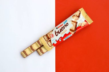 Kinder Bueno beyaz çikolatası, İtalyan çok uluslu şekerleme üreticisi Ferrero 'nun bir markasıdır.