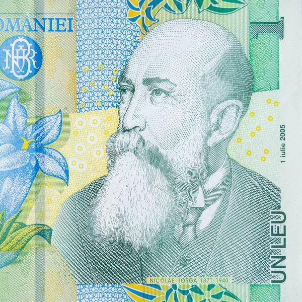 Портрет Ніколае Йорги на румунських грошах 1 Леу 2005 Банкнота з банку Румунії — стокове фото