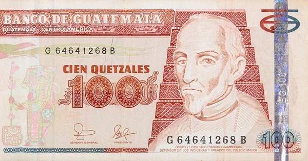 Bishop és Bachelor Francisco Marroquin a Guatemalán 100 Quetzales 2007 Bankjegy-töredék — Stock Fotó