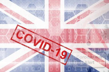 Büyük Britanya bayrağı ve Covid-19 yazıtlı fütüristik dijital soyut kompozisyon. Coronavirüs salgını kavramı