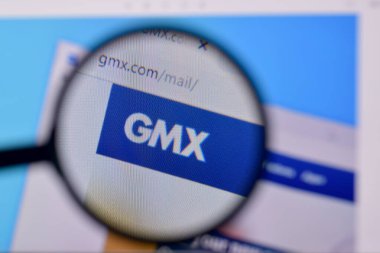 Ny, Usa - 29 Şubat 2020: Pc, url - gmx.com 'da Gmx posta web sitesinin ana sayfası.