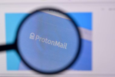 Ny, Usa - 29 Şubat 2020: Pc, url - protonmail.com 'da proton posta web sitesinin ana sayfası.
