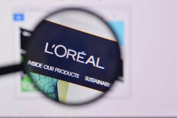 Usa February 2020 Hompage Loreal Paris Website Display Url Loreal — 图库照片