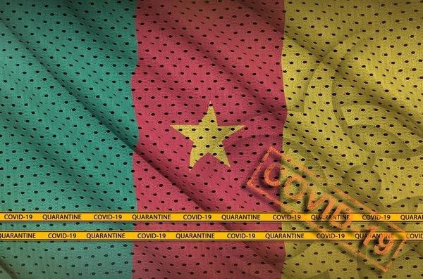 喀麦隆国旗和带有边带的橙色Covid 19邮票 Coronavirus Pandemic 2019 Ncov Virus Concept — 图库照片
