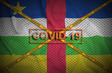 Orta Afrika Cumhuriyeti bayrağı ve turuncu karantina sınır bandı haçlı Covid-19 damgası. Coronavirus veya salgın 2019-nCov virüs konsepti