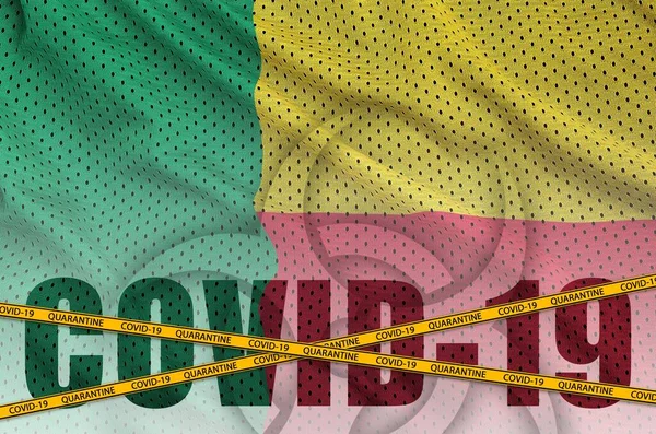 Bandera Benín Inscripción Covid Con Cinta Borde Cuarentena Naranja Concepto — Foto de Stock