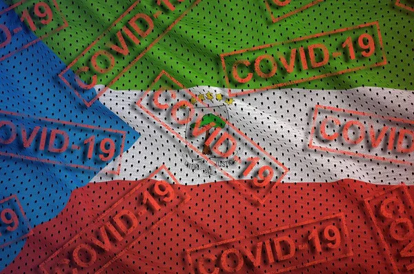 Bandera Guinea Ecuatorial Muchos Sellos Covid Rojos Concepto Coronavirus Pandemia — Foto de Stock