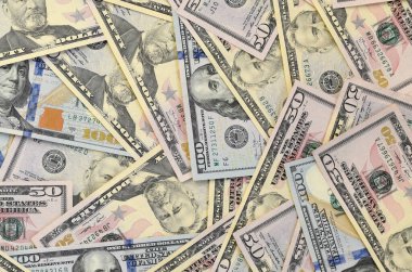 Düz zemin üzerinde 150 dolarlık banknotlar yakın plan. Düz manzaralı. Soyut başarı ya da iş konsepti