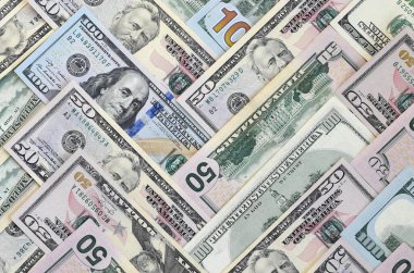 Düz zemin üzerinde 150 dolarlık banknotlar yakın plan. Düz manzaralı. Soyut başarı ya da iş konsepti