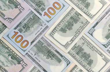 Düz zemin üzerinde 150 dolarlık banknotlar yakın plan. Düz manzaralı. Soyut başarı ya da iş konsepti