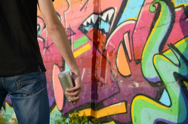 Young Graffiti Artist Backpack Gas Mask His Neck Paints Colorful — Stock Photo, Image