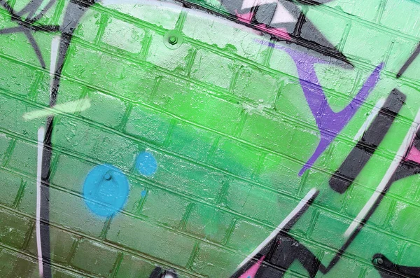 Abstrakt Färgglada Fragment Graffitimålningar Gammal Tegelvägg Rosa Och Gröna Färger — Stockfoto