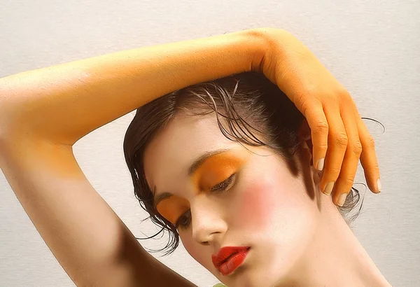 Retrato de moda mulher com maquiagem colorida — Fotografia de Stock