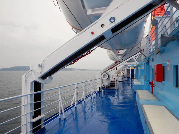 Details and life boat on ferry boat deck — Stock Photo, Image