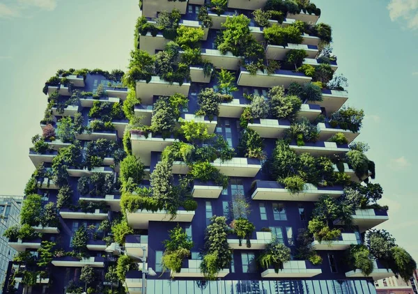 Grattacielo bosco verticale a Milano — Foto Stock