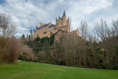  Segovia resminin Alcazar 'ı