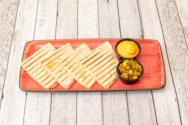 Lokantada yapılan Quesadillas 'ın resmi