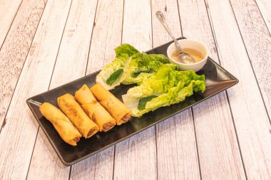 Çıtır Asya tarzı rulo görüntü