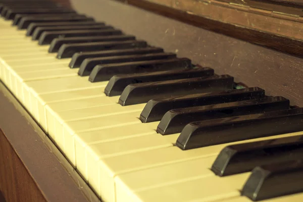 Teclado piano, vista lateral de la herramienta musical instrumento . — Foto de Stock