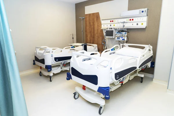 Couverture Hospitalière Avec Lits Équipement Médical Confortable Dans Hôpital Moderne — Photo