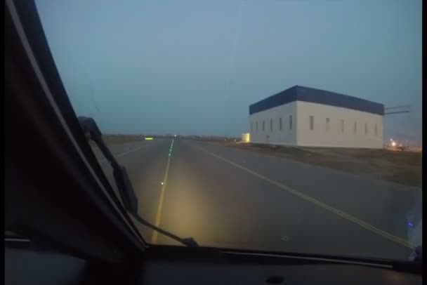 从机场起飞 飞越云层 从驾驶舱开枪射击 — 图库视频影像