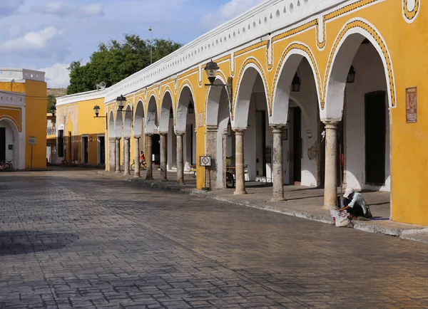 Izamal колоніальні село в Юкатан Мексики, 2015 — стокове фото