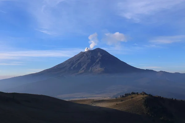 Aktiver Vulkan Popocatepetl in Mexiko — Stockfoto