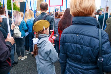 Kaluga, Rusya - 09 Mayıs 2019: İnsanlar anma törenine katılıyor