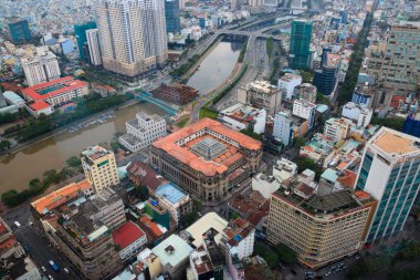 Ho Chi Minh şehri, Vietnam - Aralık 2018: Yüksek perspektiften Saigon şehri gizemlidir.