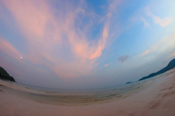 Sao plajı Phu Quoc adasındaki en güzel plajlardan biridir. 