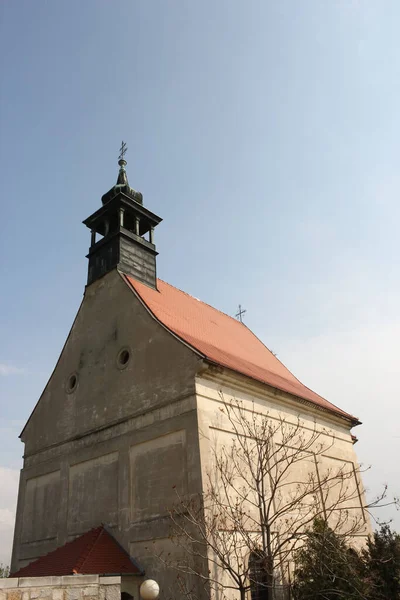 Bratislava Eslováquia Abril 2011 Templo São Nicolau Vista Azul Céu — Fotografia de Stock