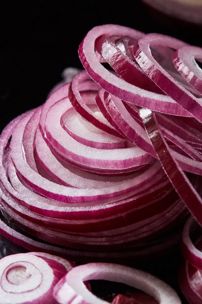 Sliced red spanish onion rings — Stock Photo, Image