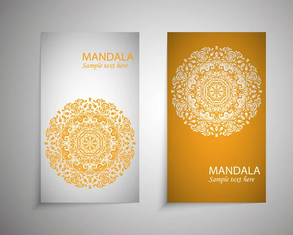 Um conjunto de folhetos, brochuras, modelos de design. Cartão vintage com padrões e desenhos de mandala. Decoração floral de estilo oriental. Islã, árabe, indiano, motivos otomanos . — Vetor de Stock