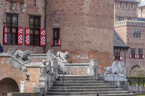 Fragmento Antiguo Castillo Edad Media Que Muestra Antiguos Ladrillos Ventanas — Foto de Stock