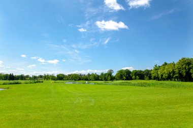 golf sahasındaki günbatımı