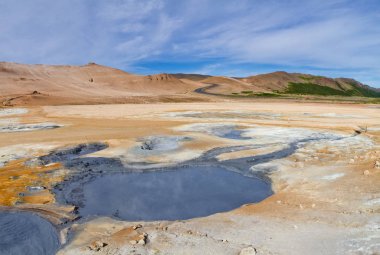 Jeotermal bahar Myvatn lake yakınlarında. Hverir jeotermal alanı, Kuzey İzlanda