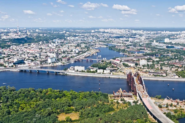 Luchtfoto van de stad. Kiev, Oekraïne. Kiev, Oekraïne — Stockfoto