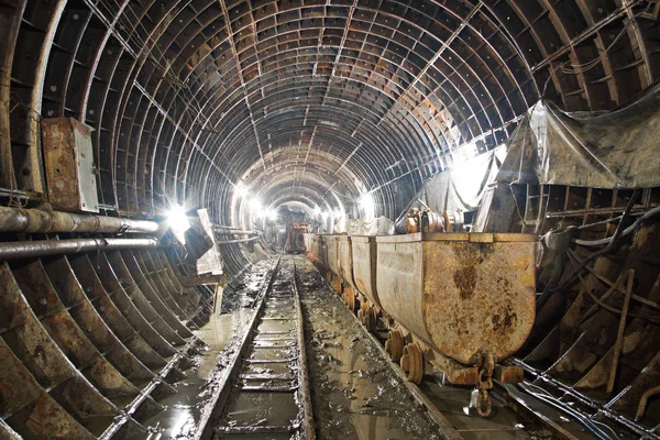 Tunnelbana under uppförande — Stockfoto