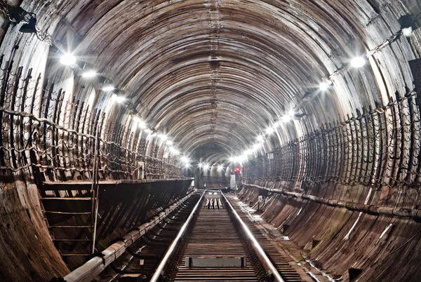 Subway tunnel. Kiev, Ukraina. Kiev, Ukraina — Stockfoto