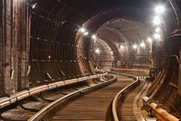 Túnel del metro en Kiev, Ucrania (Kiev, Ucrania ) — Foto de Stock