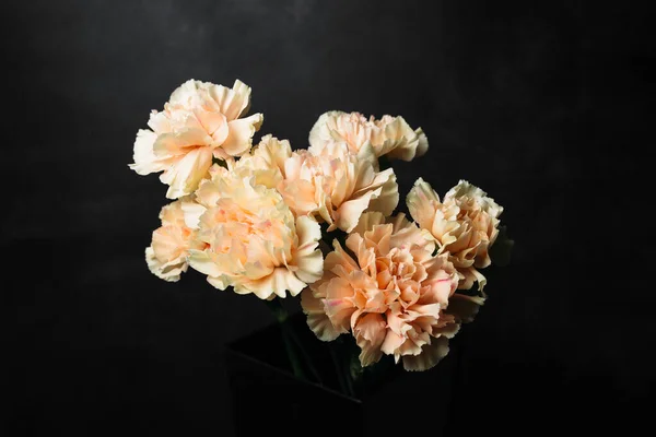 Fleur Ikibana Sur Fond Noir Bouquet Dans Vase Verre Ébène — Photo