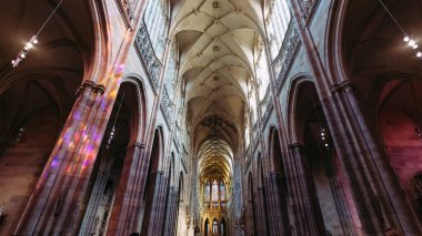 Prag 'daki kilise, arka plan metni