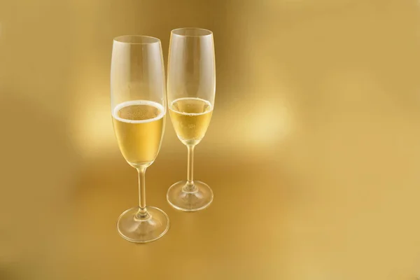 Bardak Şampanya Hazır Görüntüler Cam Şampanya Altın Arka Plan Ile — Stok fotoğraf