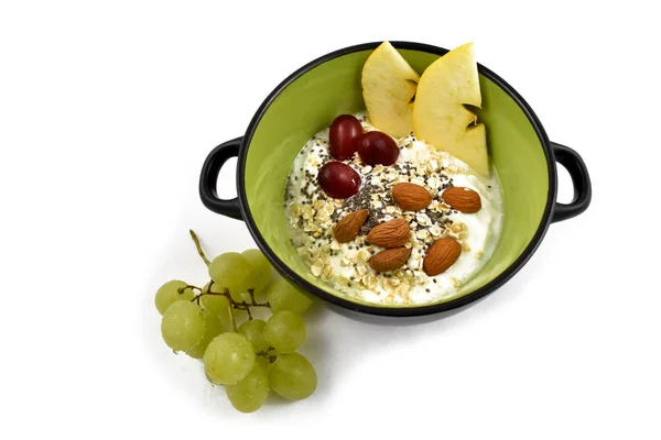 Sağlıklı Kahvaltı Hazır Görüntüler Meyve Tahıllar Ile Top Beyaz Bir — Stok fotoğraf