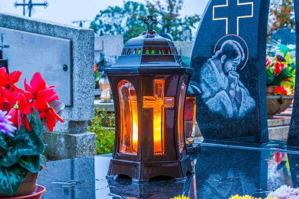 Graves on catholic cemetery. All Saints Day / All Hallows / 1st November. — Stock Photo, Image