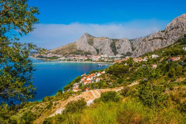 Manzara şehrin Omis, Hırvatistan